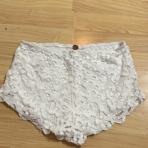 Free People Women Shorts - Picture 1 of 4